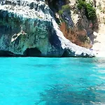 Roccia D'oro Piscina Privata Villa