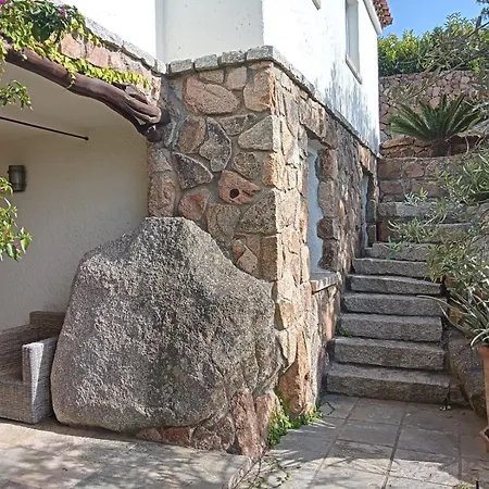 Roccia D'oro Piscina Privata 포르토산파울로