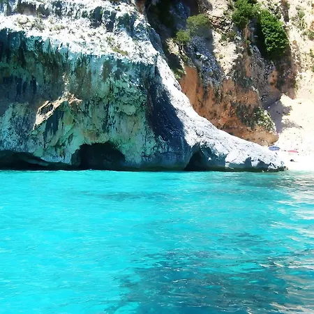 Roccia D'oro Piscina Privata *