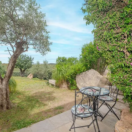 Villa Roccia D'oro Piscina Privata Porto San Paolo (Sardinia)